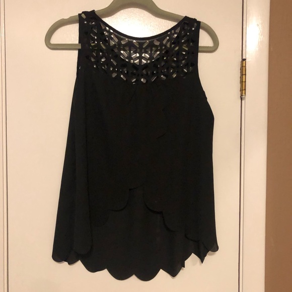 mine | Tops | Cute Black Top With Open Back | Poshmark